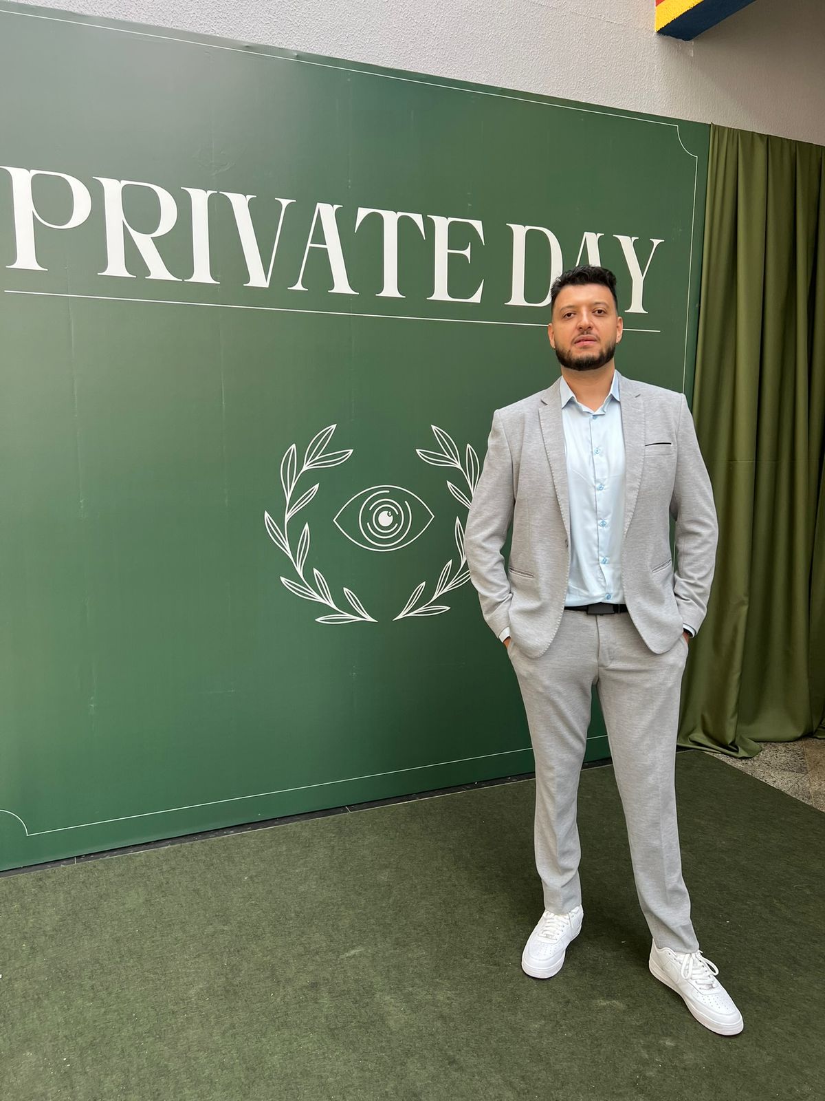 privete day